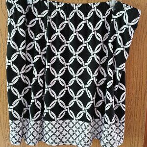 Susan Graver Black and White Print Skort Size 1X